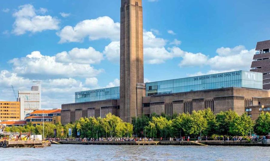 A Literary Soul’s Guide to London: Bookstores, Museums, and Creative Districts